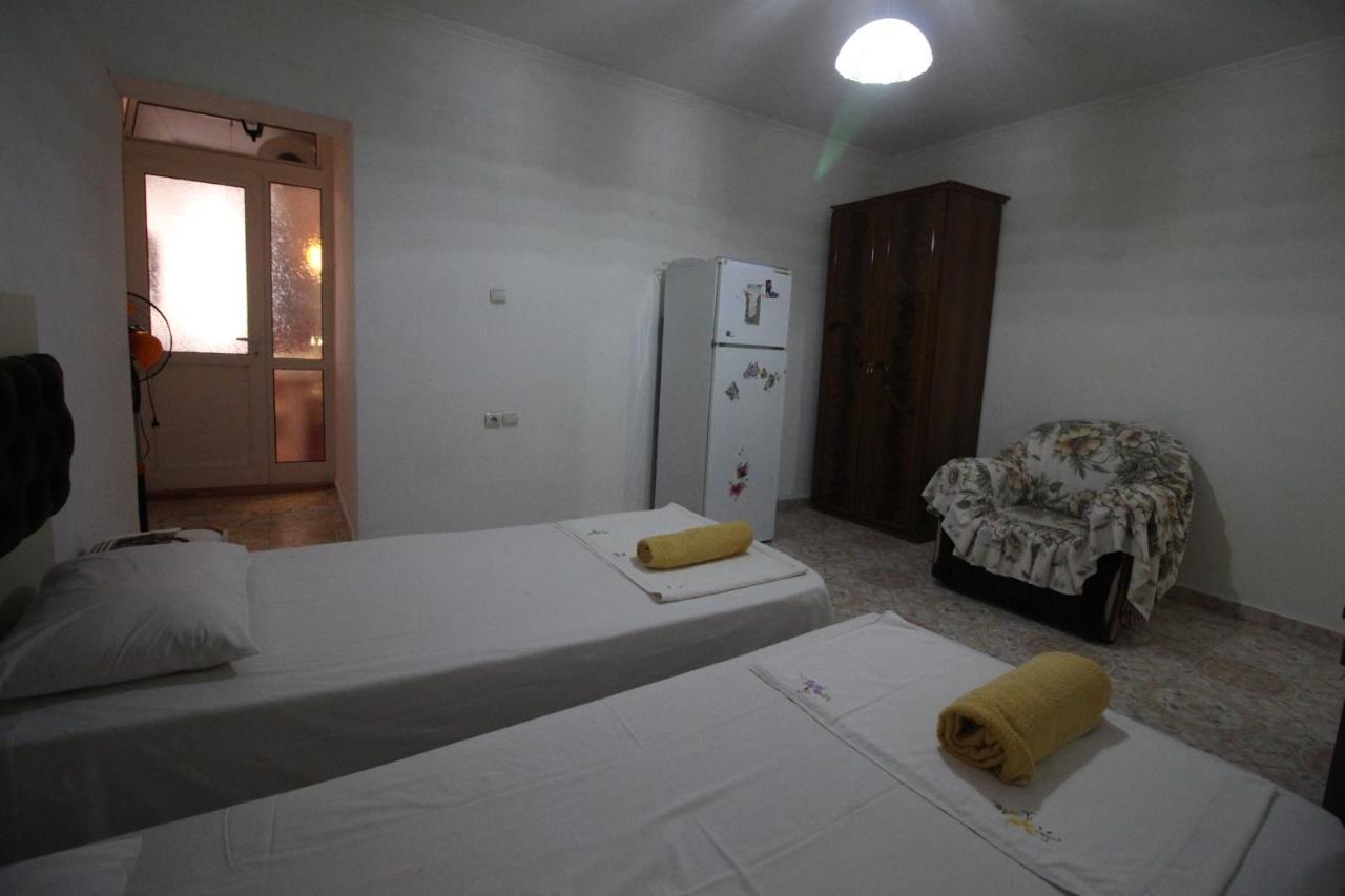 Mona'S Apartments Σαράντα Εξωτερικό φωτογραφία