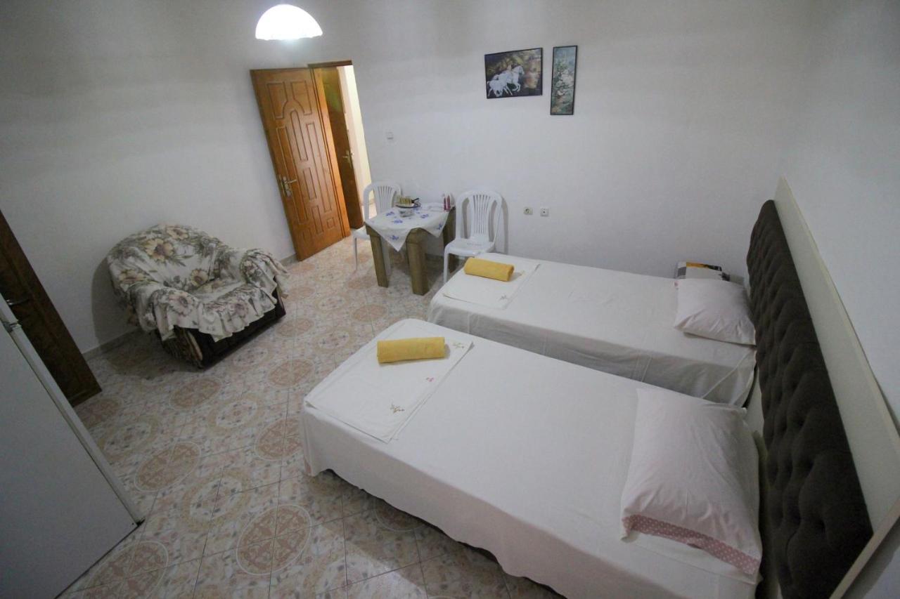 Mona'S Apartments Σαράντα Εξωτερικό φωτογραφία