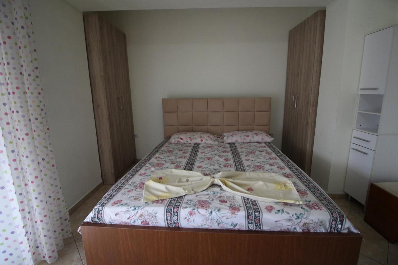 Mona'S Apartments Σαράντα Εξωτερικό φωτογραφία