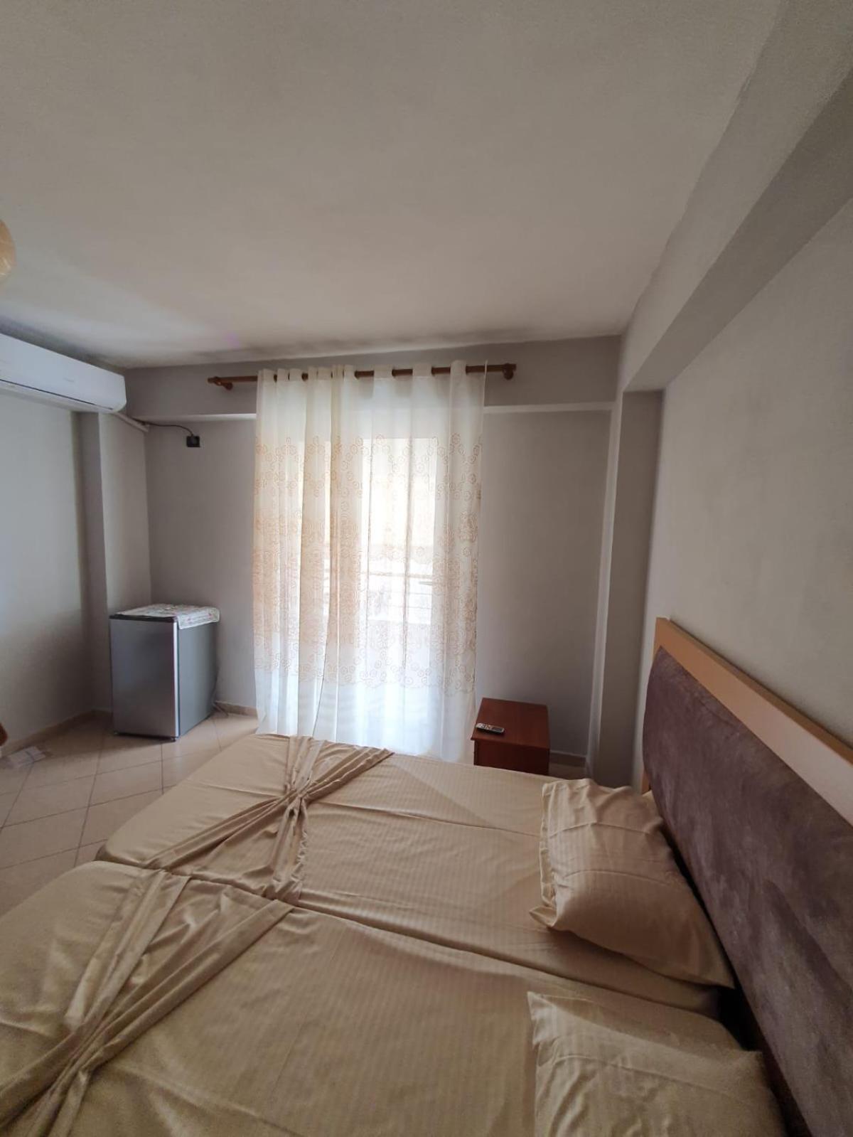 Mona'S Apartments Σαράντα Δωμάτιο φωτογραφία